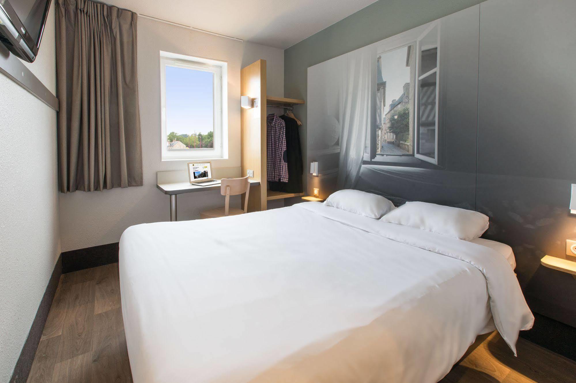 B&B Hotel Montpellier 1 แซ็ง-ฌ็อง-เดอ-เวดาส ภายนอก รูปภาพ